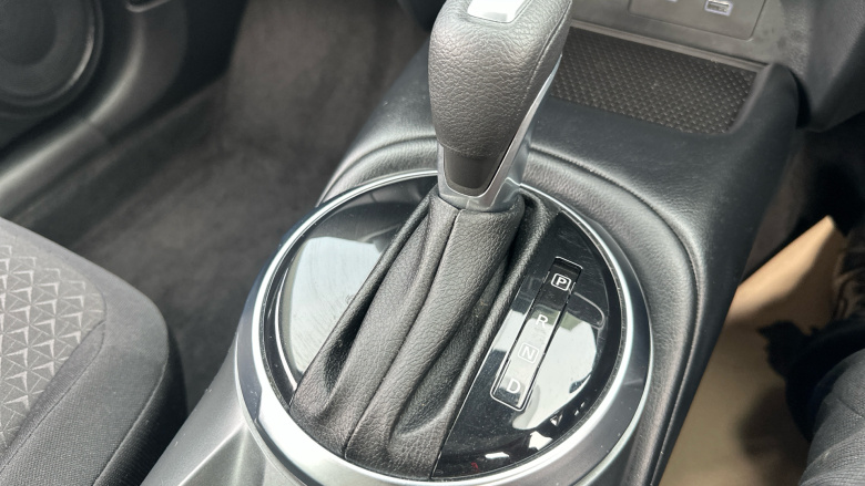 Nissan Juke 1.0 DiG-T Acenta Premium 5dr DCT Petrol Hatchback